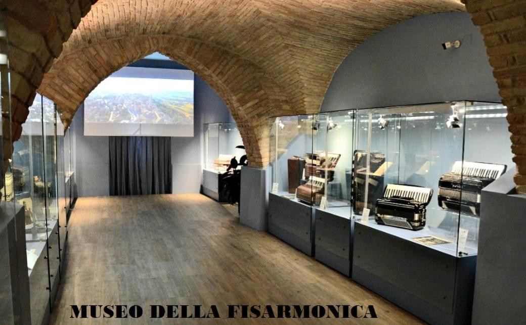 1 La Fisarmonica Del Conero Apartment Castelfidardo Exterior foto